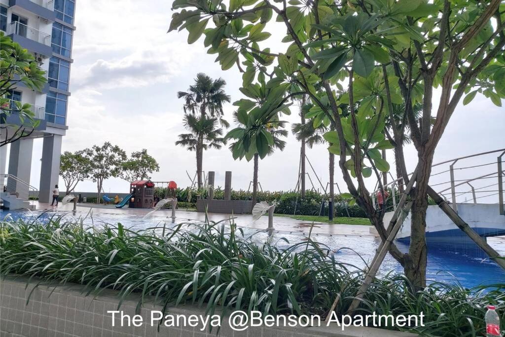 The Paneya @Benson Apartment Surabaya Dış mekan fotoğraf